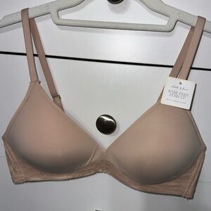 ON GOSSAMER NWT WIRE FREE LIFT SLEEK & LACE BRA